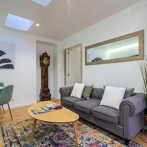 Bairro Alto Bronze Of Art Apartment