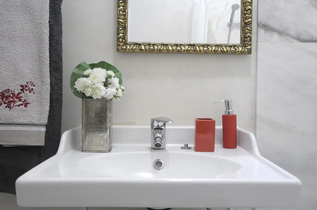Gulbenkian Gardens Apartment Lisbon Portugal