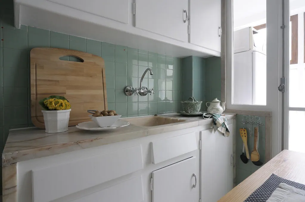 Gulbenkian Gardens Apartment Lisbon